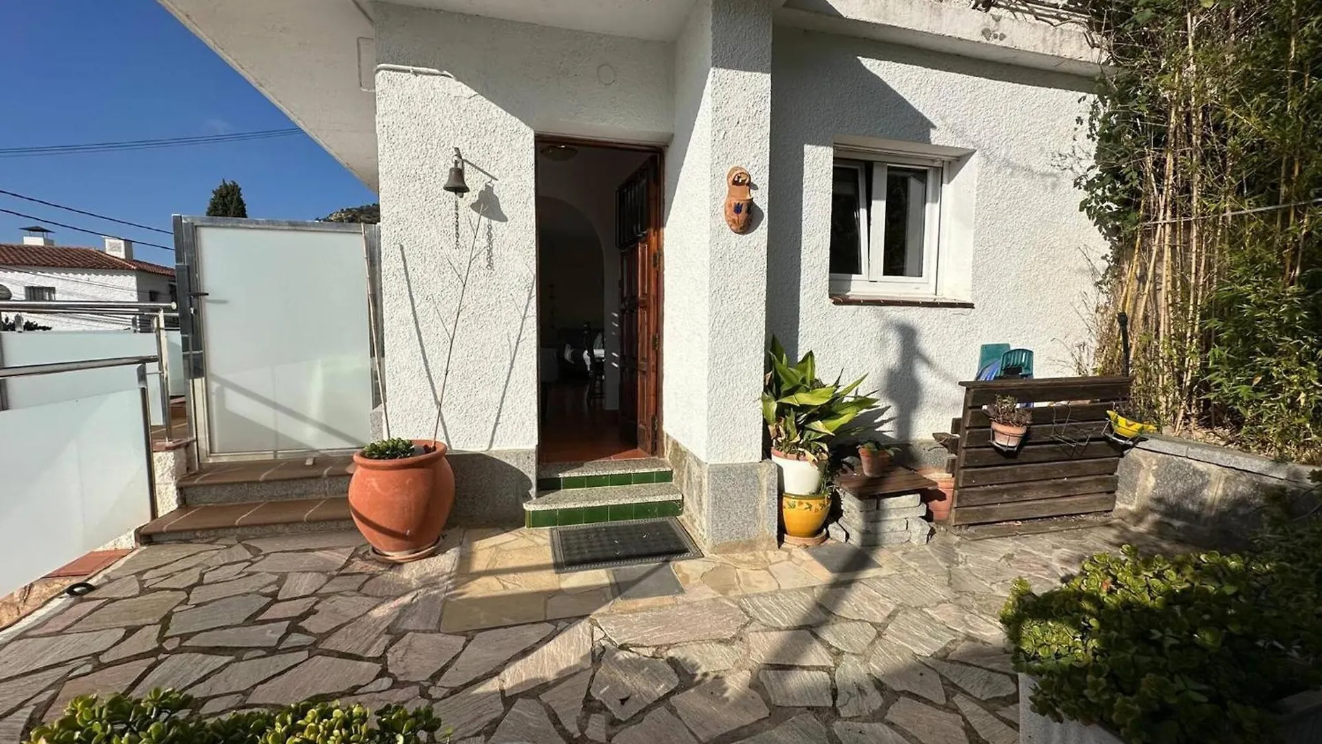 Bonito Apartamento Cerca De La Playa Con Gran Terraza Av-04 ロザス